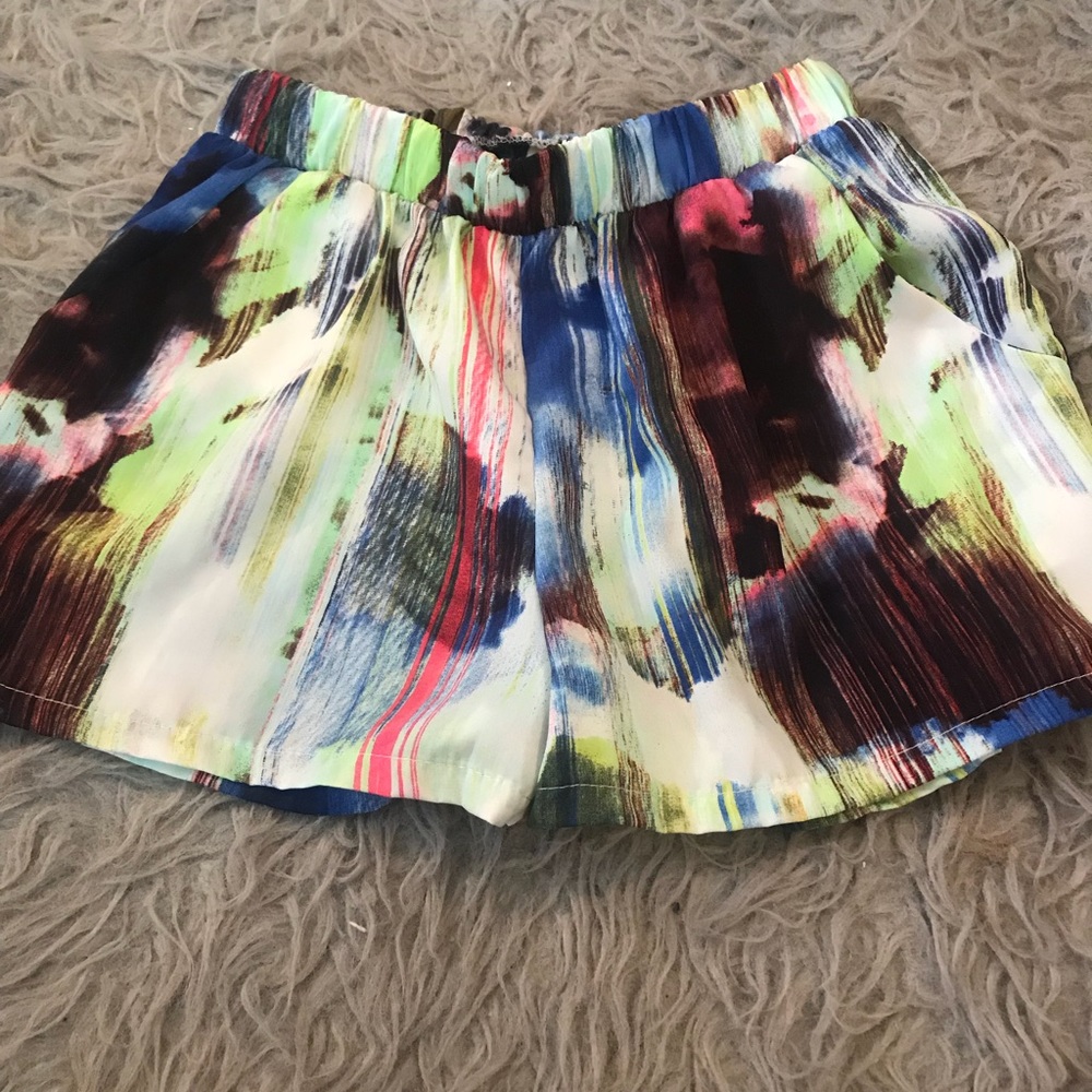 Touché colorful shorts
